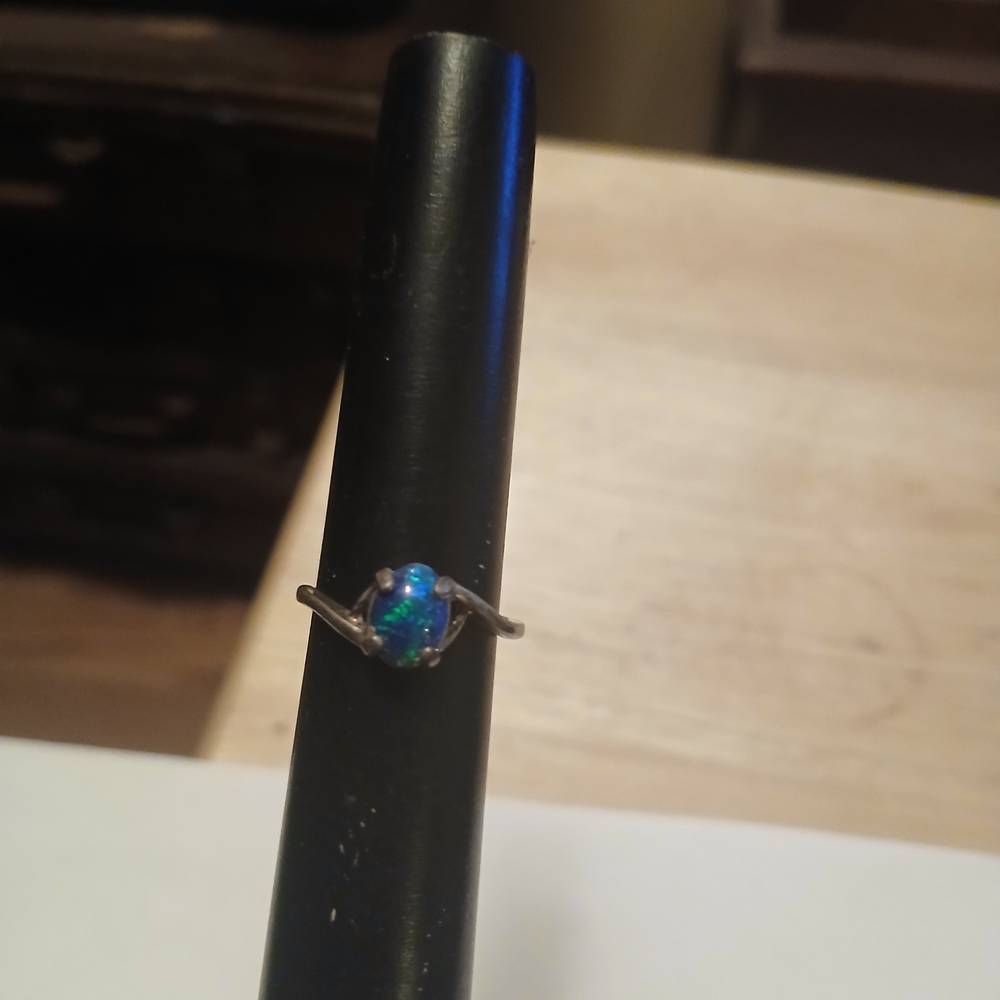 Dazzling Sterling Silver Ring with Blue Opal